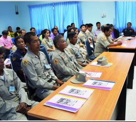 การฝึกอบรม ตามโครงการจัดตั้งจุดตรวจบริการและลดอุบัติเหตุทางถนนช่วงเทศกาลปีใหม่ ๒๕๕๙