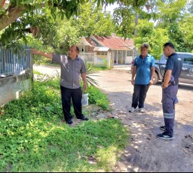 ลงพื้นที่สำรวจคลองระบายน้ำบริเวณบ้านเชียงเพ็ง หลังได้รับแจ้งปัญหาคลองอุดตัน